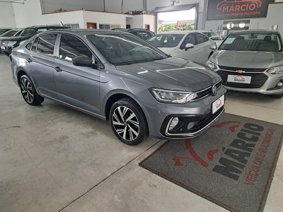 VOLKSWAGEN VIRTUS 1.0 200 TSI HIGHLINE AUTOMÁTICO